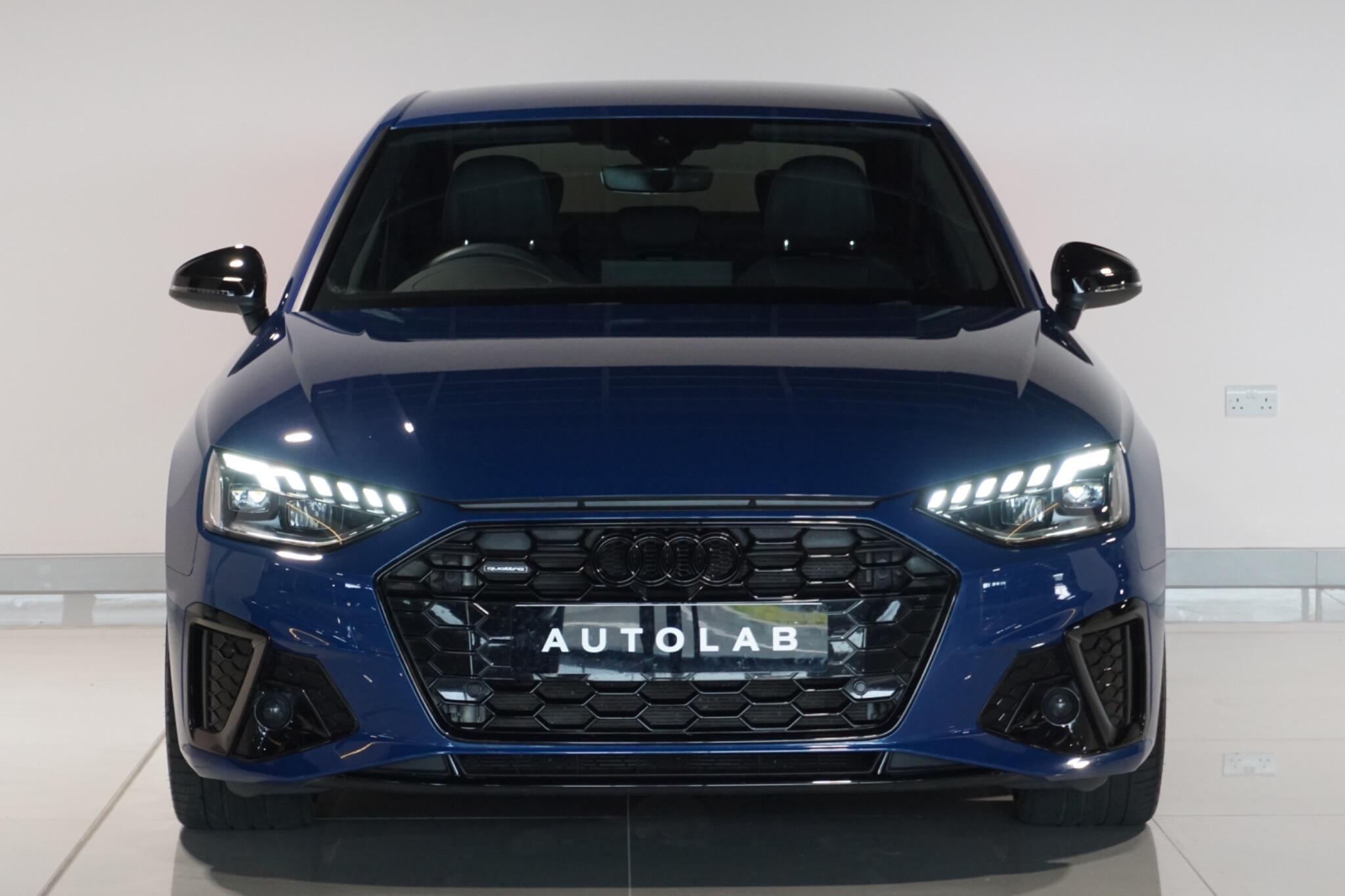 Audi A4 2.0 TDI 40 Black Edition Saloon 4dr Diesel S Tronic quattro Euro 6 (s/s) (204 ps)